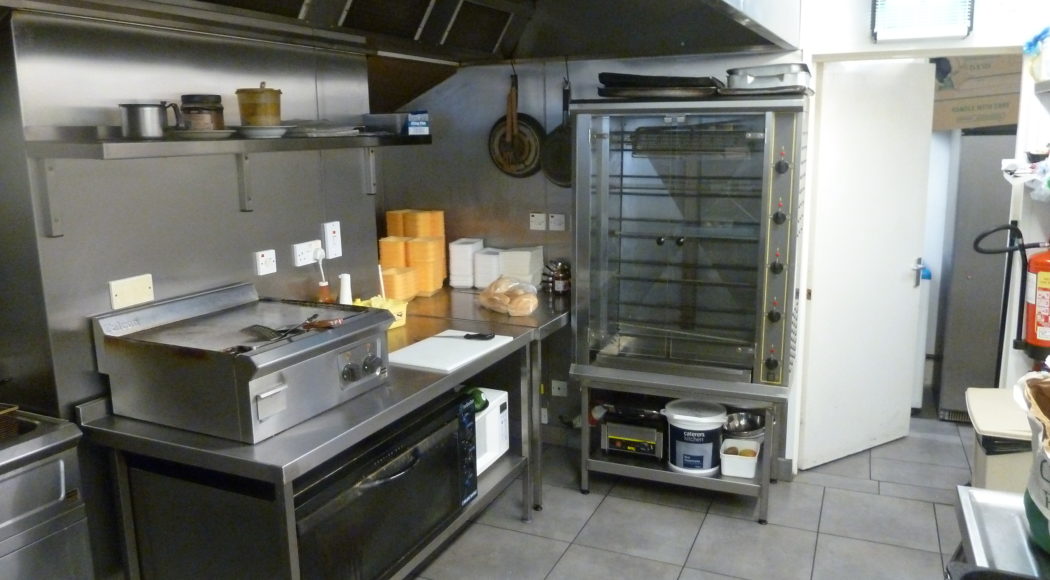 Café / restaurant to let Bull & Co