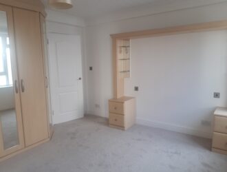 Newly decorated first floor flat in central location | 2 bedroom