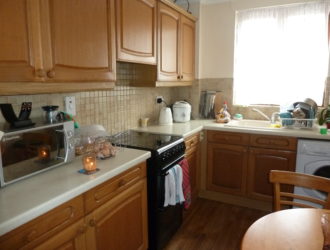 First floor flat off town centre with parking | 1 bedroom