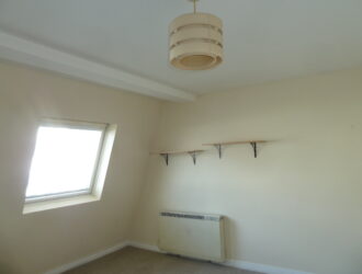 Centrally located top floor flat with parking | 2 bedroom
