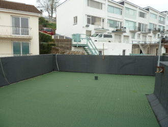 First floor studio apartment with balcony on outskirts of town
