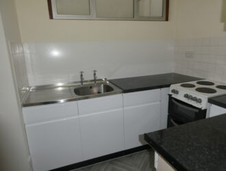 Registered flat on outskirts of town with sea view | 1 bedroom