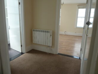 Bright and airy top floor flat in town centre | 2 bedroom