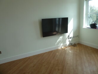Attractive apartment in Millbrook area with sea views | 1 bedroom