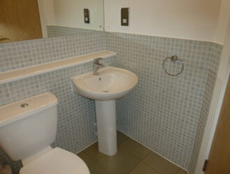 Attractive apartment in Millbrook area with sea views | 1 bedroom