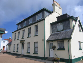 Spacious flat in Five Oaks | 1 bedroom
