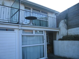 Pleasant house in quiet road with garden and garage | 2 bedroom